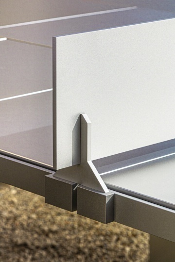 Джеймс де Вульф создал «музыкальный» стол для пинг-понга