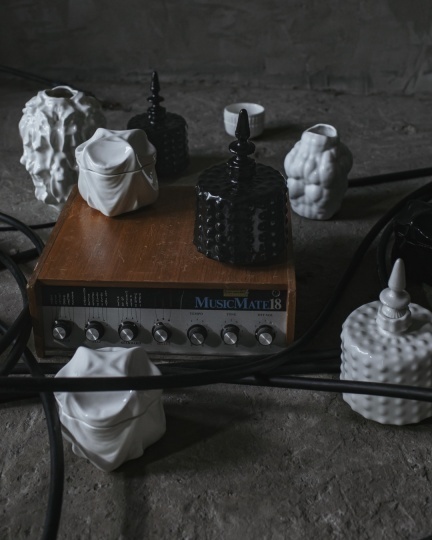 Базовая коллекция 01001LAB: керамика на стыке ремесла и технологий