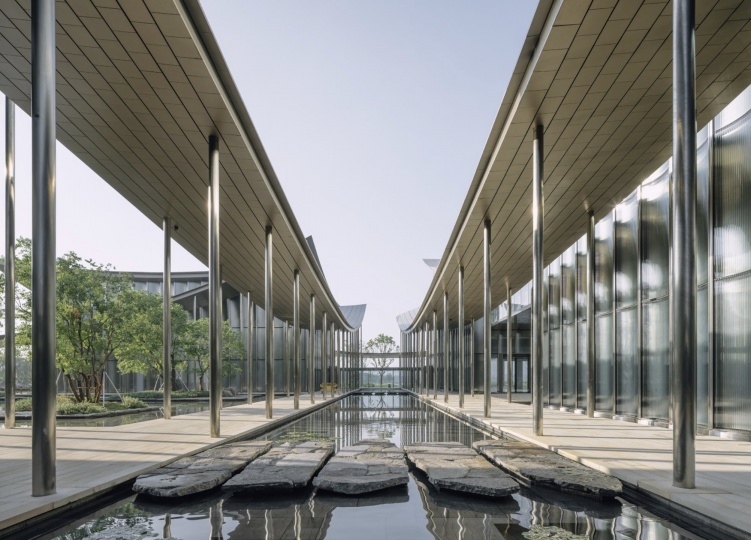 Студия BIG построила Музей современного искусства в Сучжоу