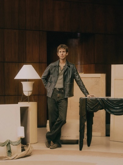 Бренд Porta Romana показал коллекцию по дизайну Гергея Эрдеи