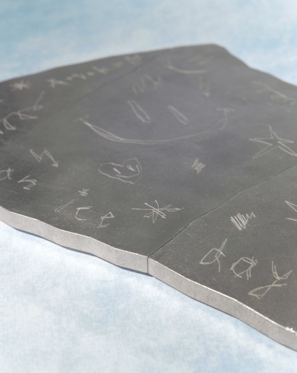 Студия A+V и художница Катя Любавская выпустили «Зимнюю коллекцию»