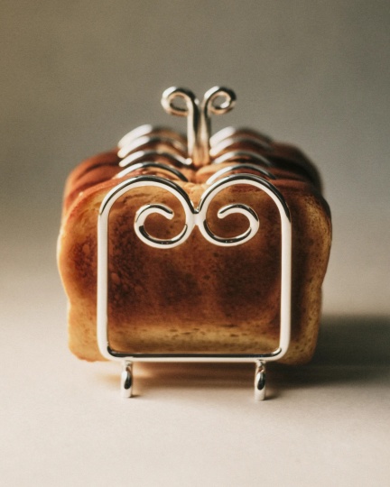 Софи Лу Якобсен представила коллекцию посуды для завтраков Continental