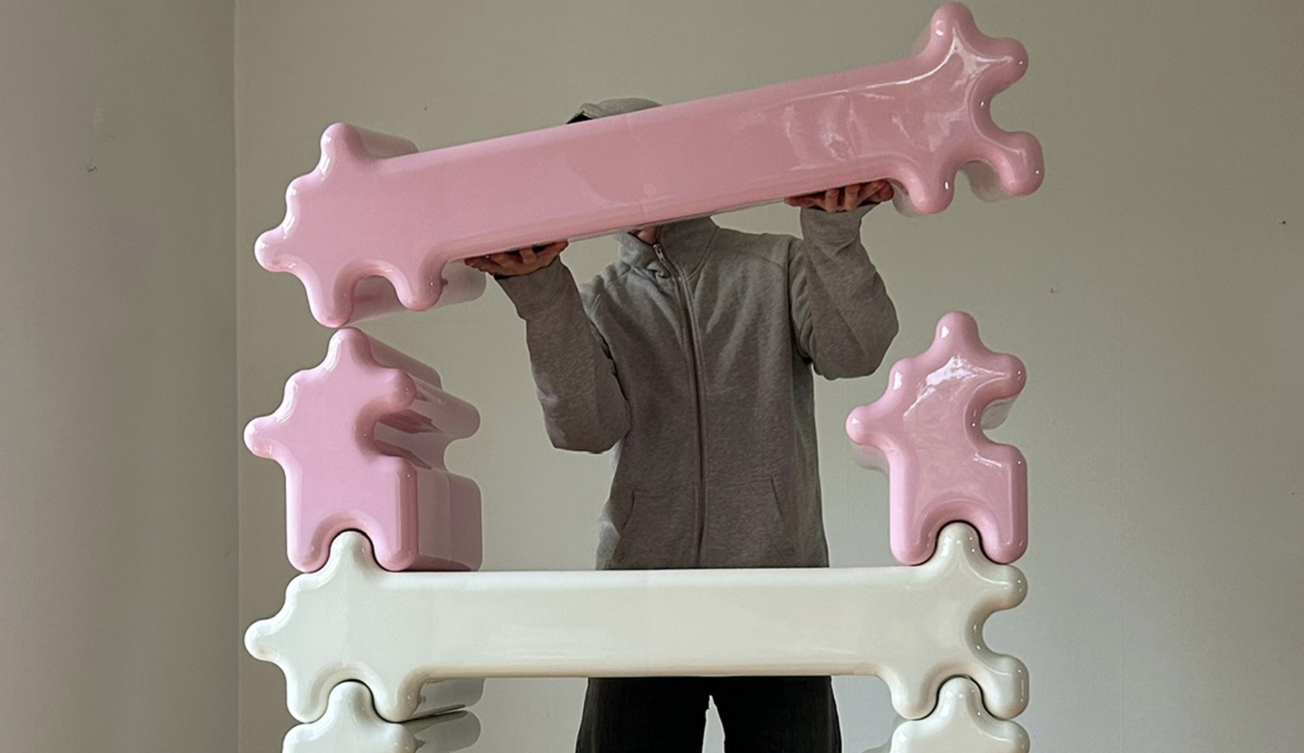 Густав Вестман создал модульную стеллажную систему Густав Вестман создал модульную стеллажную систему