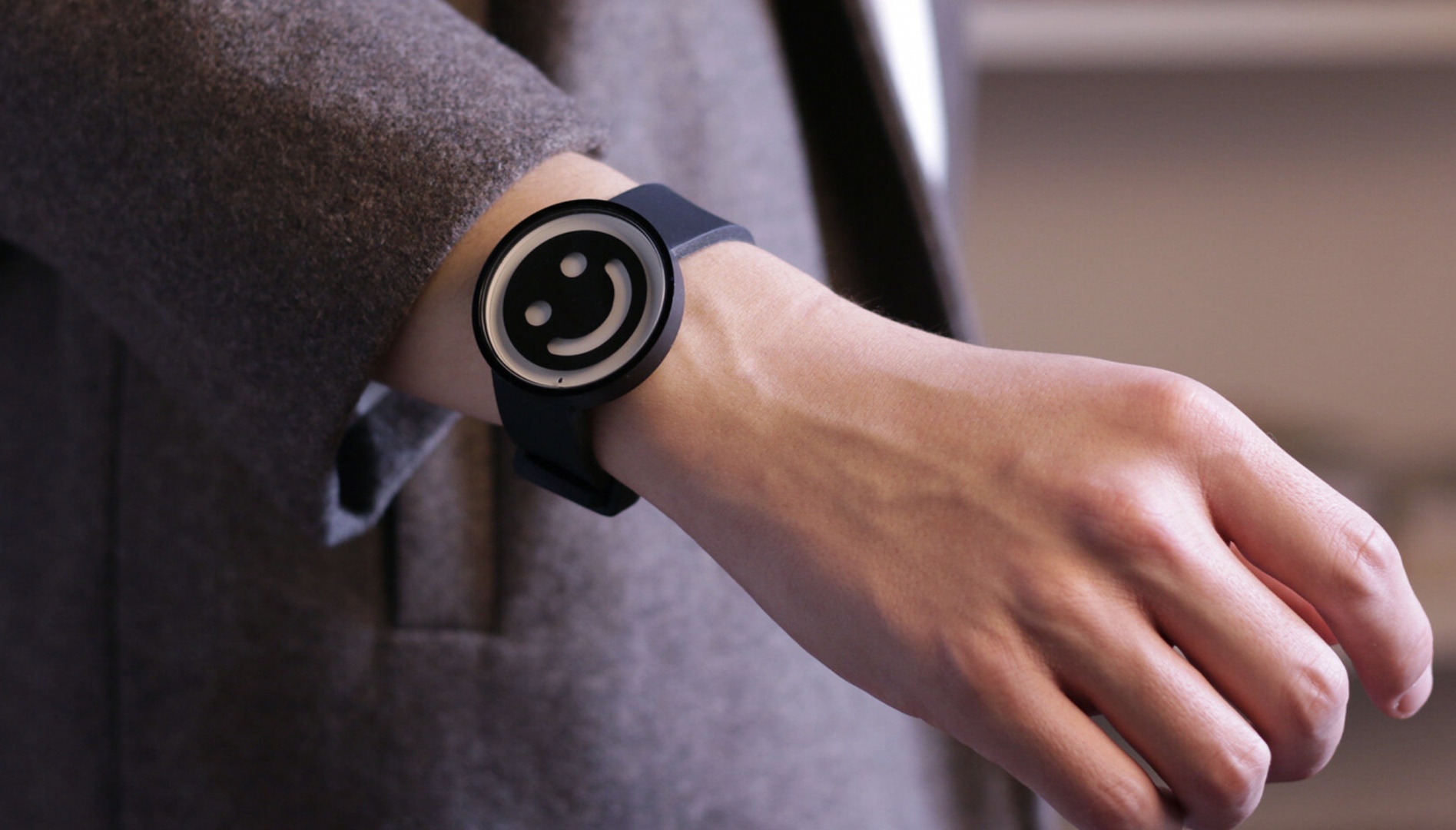 Художник Стюарт Семпл создал часы, которые не показывают время Художник Стюарт Семпл создал часы, которые не показывают время