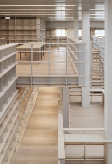 В Шанхае появилась библиотека Chanel