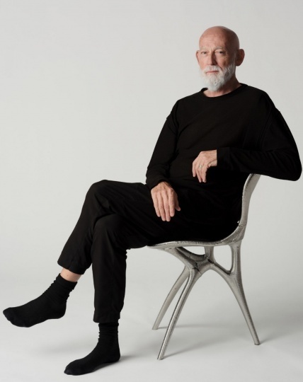 Росс Лавгроув создал стул совместно с искусственным интеллектом