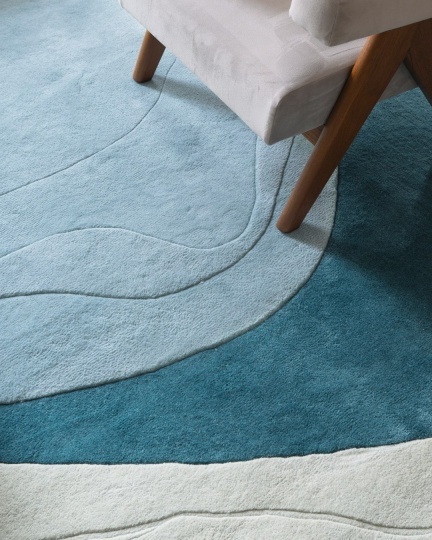 Шведский бренд LAYERED представил серию ковров по дизайну Эрика Братсберга