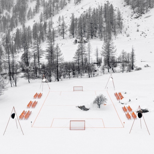 Nike и Amsterdam Berlin выпустили набор для игры в футбол в любых условиях