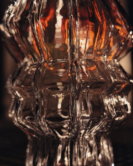 Ittala и Byredo представили совместную коллекцию декора