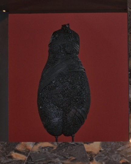 Инсталляция Panta Rhei на выставке ARTDOM 2026