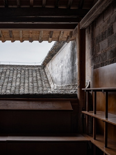 Atelier Guo преобразовала древний китайский храм в кинотеатр