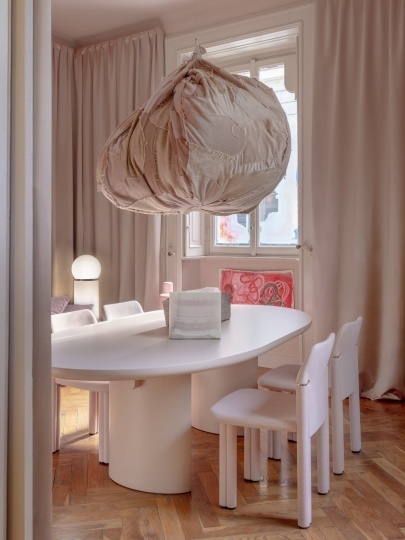 Фэй Тугуд переосмыслила шоурум Casa Tacchini