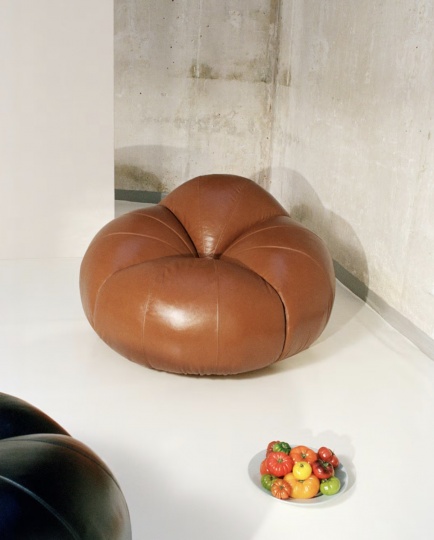 Chloé и Poltronova перевыпустили кресло Tomato Кристиана Адама