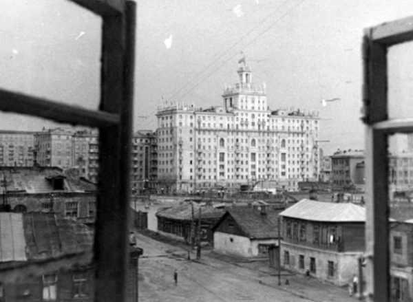 Лекция «Нереализованная архитектура Москвы XX века»