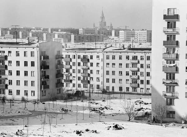 Лекция «Архитектурная эстетика индустриального домостроения: проекты и реальность»