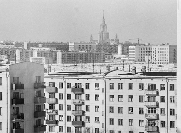 Лекция Дениса Ромодина «Московское типовое жильё»