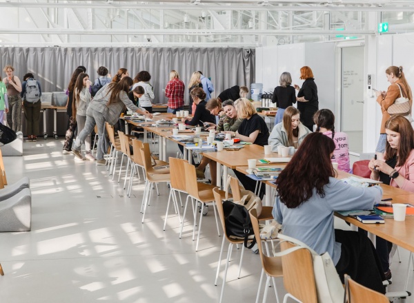 Публичная программа «12 месяцев»