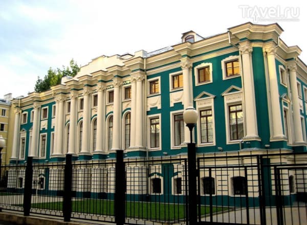 Архитектор Топоев. Торжественное открытие мемориальной доски Архитектор Топоев. Торжественное открытие мемориальной доски