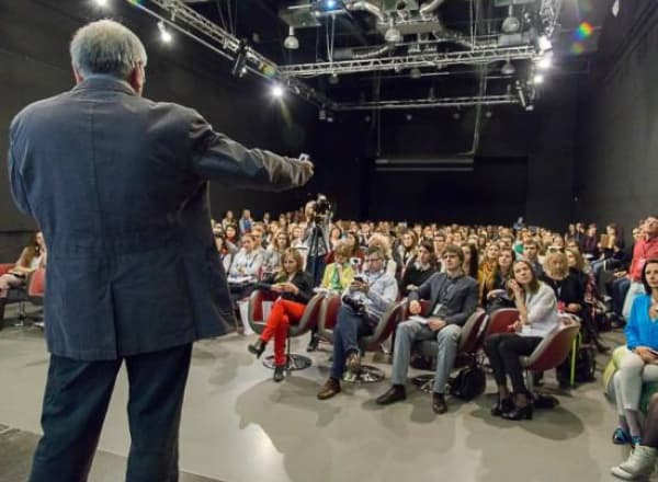 Конференция: TOP-Design Conference. 7 ведущих дизайнеров России о бизнесе и творчестве