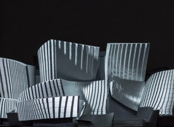 Medium: дизайн как инструмент выражения ценностей