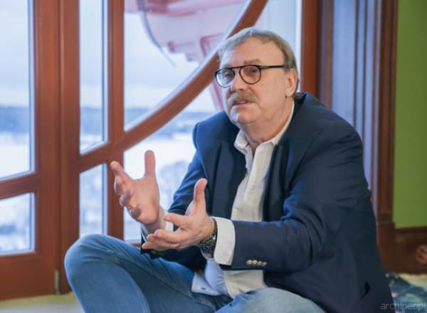 Творческая встреча с архитектором. Олег Карлсон – режиссер пространства и времени.
