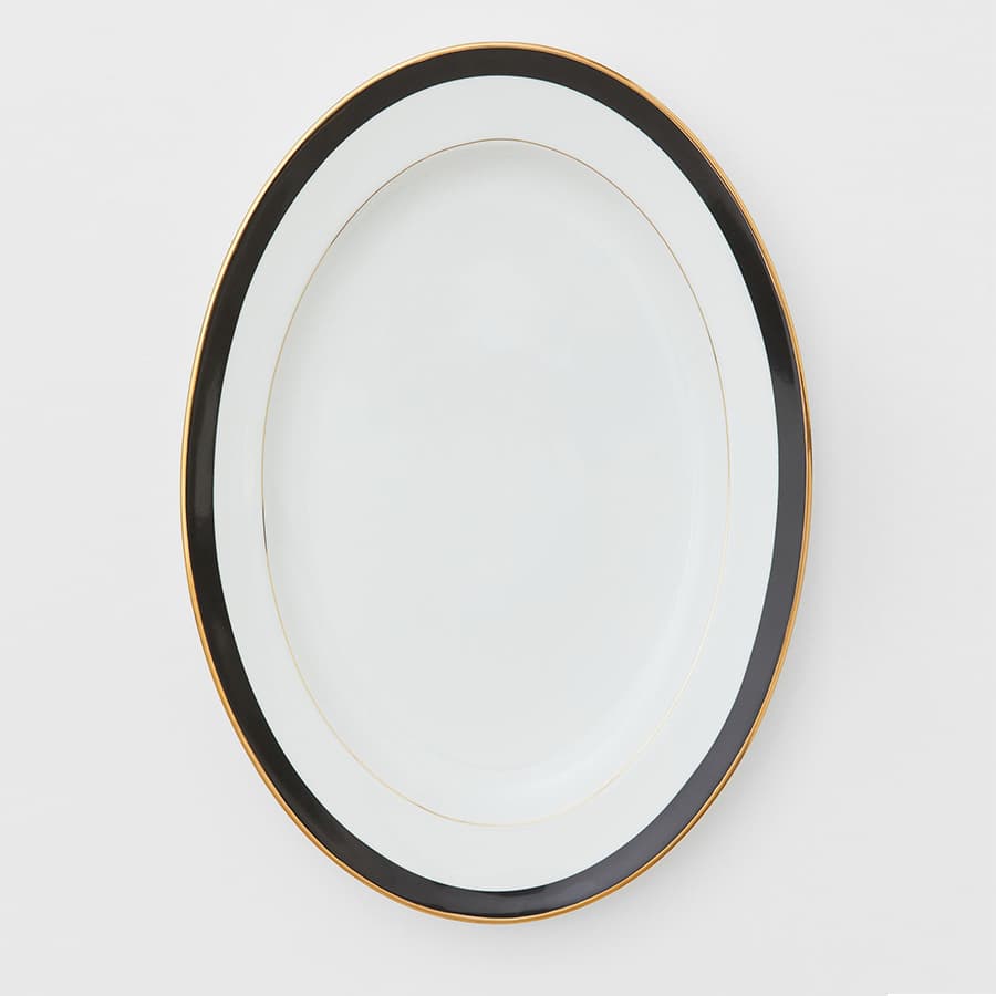 Большое сервировочное блюдо из фарфора