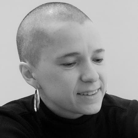 Анастасия Чарина, художница-керамист, участница выставки «Керамика. Парадоксы»