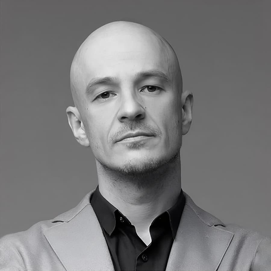 Александр Стариков
