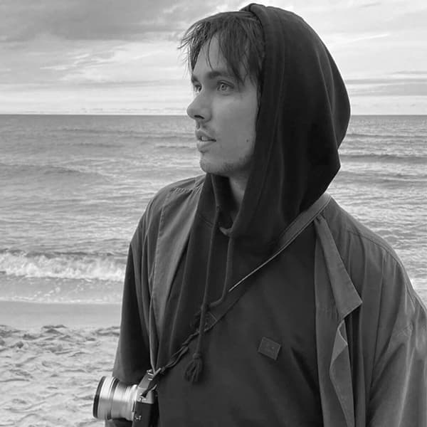 Дмитрий Цыренщиков