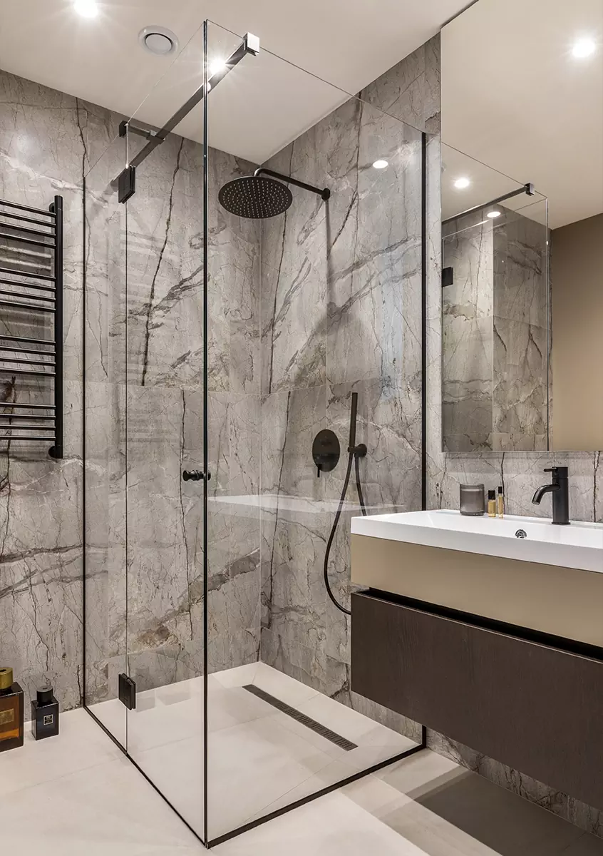 Изумрудные акценты в интерьере квартиры для молодого бизнесмена — проект Ксении Мицкевич