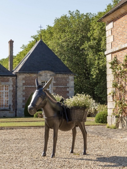 Sotheby’s выставит на аукцион вновь найденные объекты Клод и Франсуа-Ксавье Лаланн