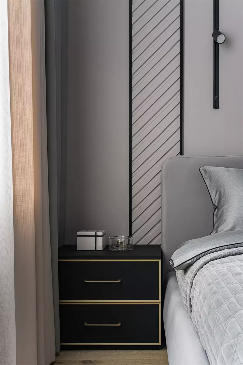 Интерьер семейной квартиры с акцентной покраской стен — проект Юлии Лезовой