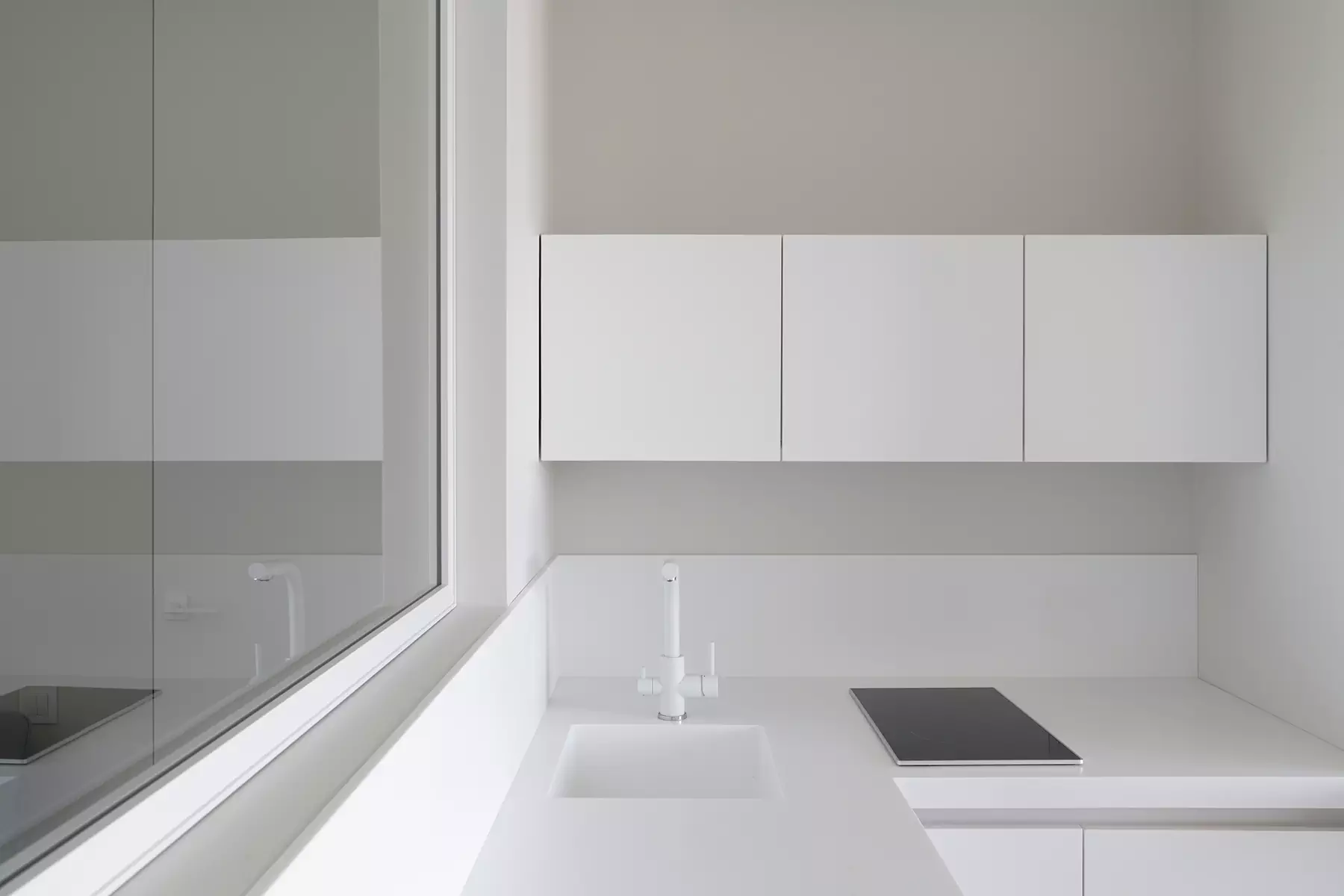 Располагающий к отдыху интерьер небольших апартаментов для дизайнера — проект Юлии Сорокиной