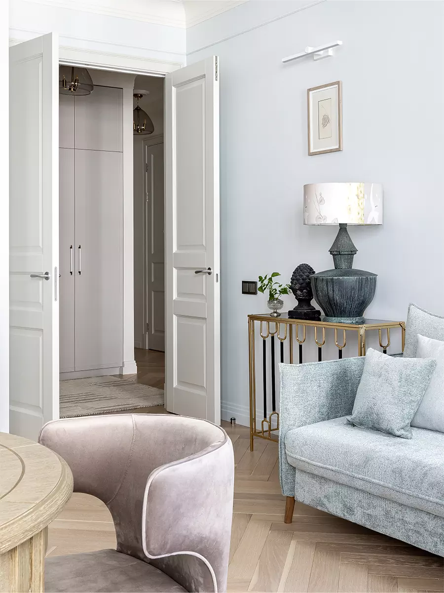 Расслабленный интерьер квартиры в историческом районе Петербурга — проект Натальи Васильевой