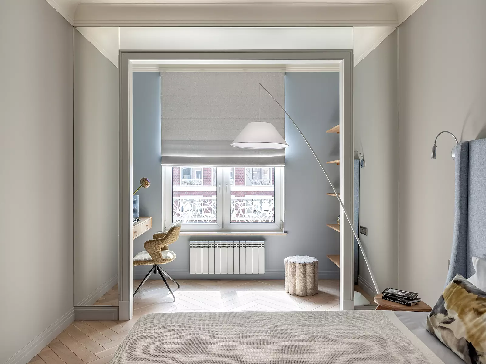 Расслабленный интерьер квартиры в историческом районе Петербурга — проект Натальи Васильевой