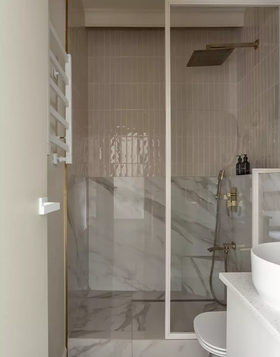 Лаконичный интерьер небольших апартаментов под сдачу в аренду — проект Альбины Кречетовой