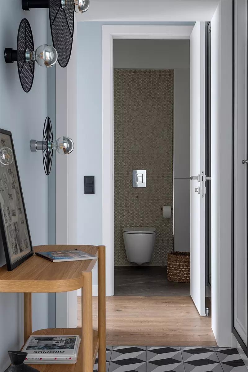 Воздушный интерьер, украшенный работами локальных художников — проект Евгении Мараськовой-Григорянц