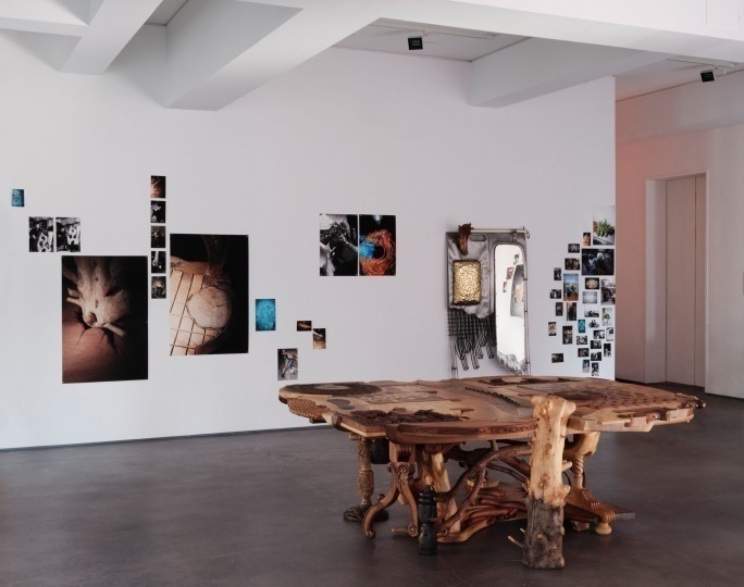 Carpenters Workshop Gallery показывает новые объекты Костаса Ламбридиса