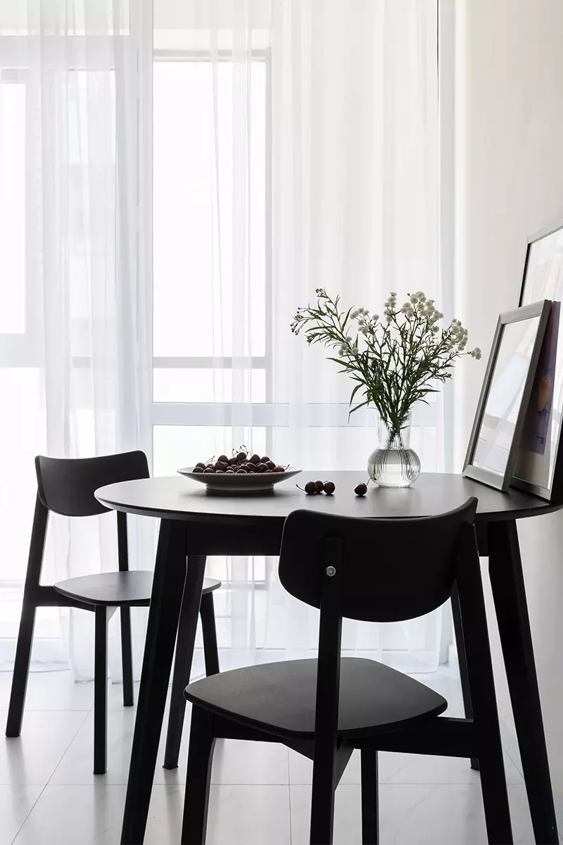 Природные оттенки и функциональные системы хранения в интерьере квартиры для молодой пары — проект Гульнары Алимбаевой и Дилары Байзаковой