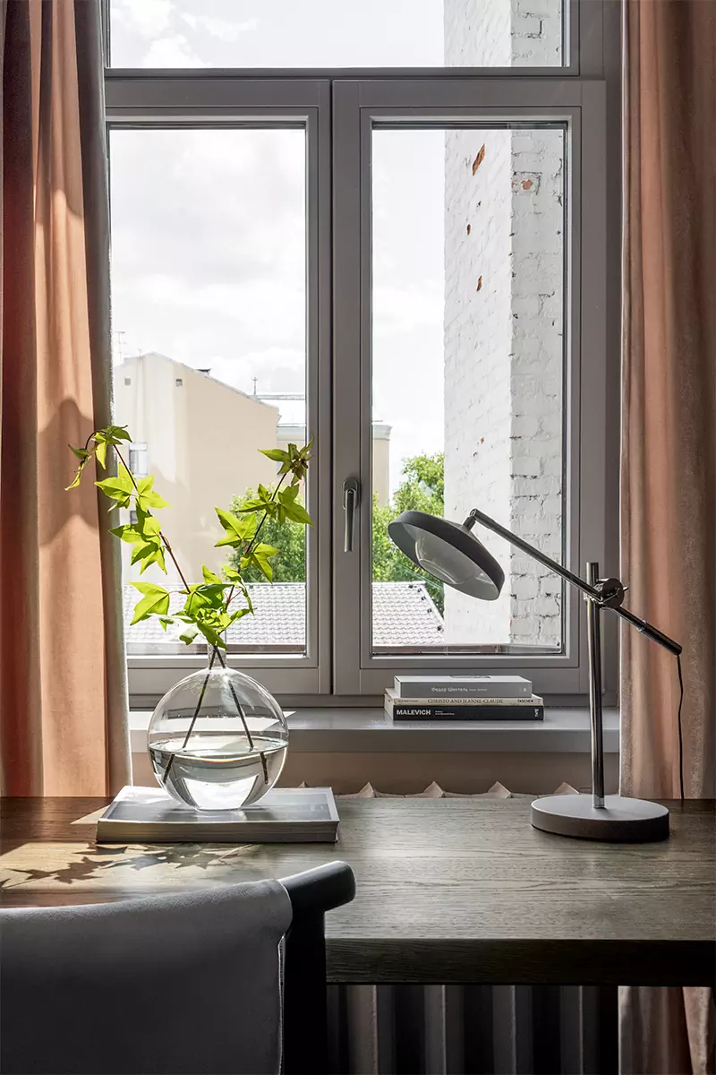 Винтажные детали в интерьере квартиры в дореволюционном доходном доме — проект Кирилла Савченкова и Оксаны Бажиной