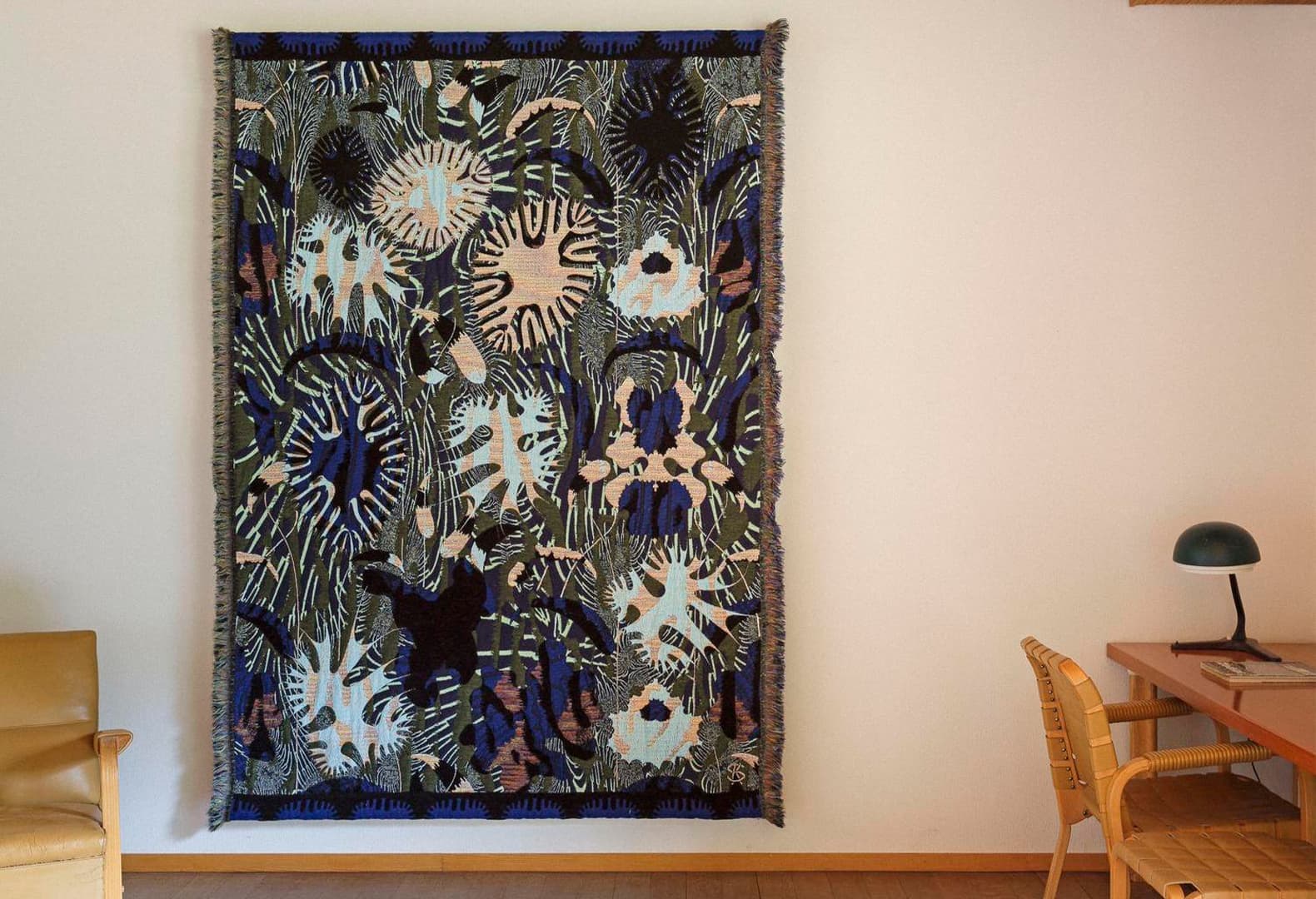 Гобелены Кустаа Сакси. Фото: Kustaa Saksi