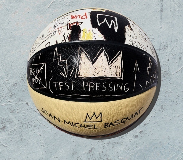 Рисунки Жан-Мишеля Баския и Кита Харинга появились на баскетбольных мячах