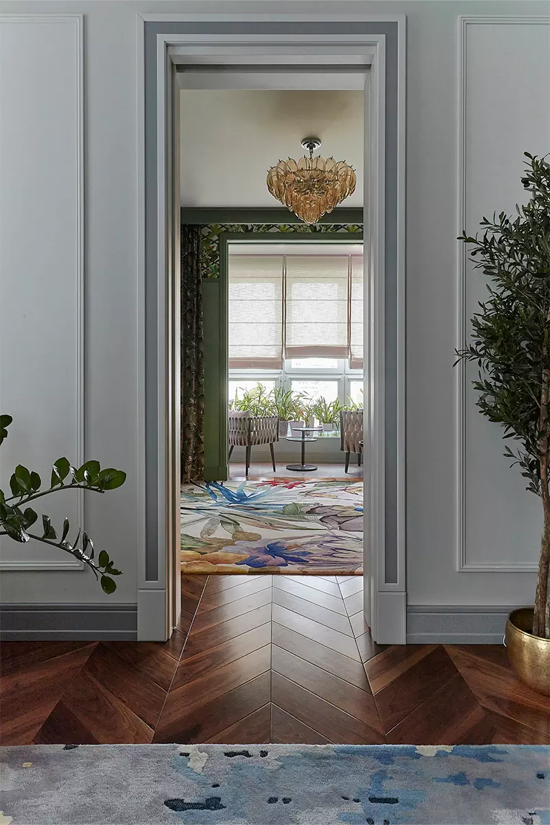 Нежный интерьер квартиры с цветочными мотивами и сотнями орхидей — проект Светланы Юрковой и студии Unik Design Team