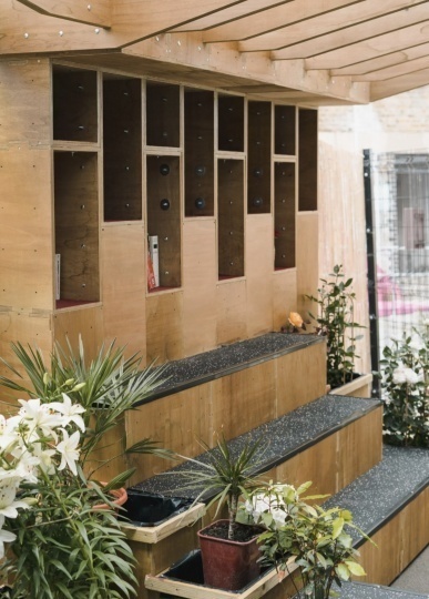 Дизайнер расширил функционал хостела для бездомных в Лондоне