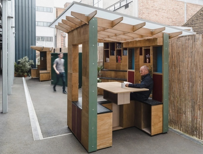Дизайнер расширил функционал хостела для бездомных в Лондоне