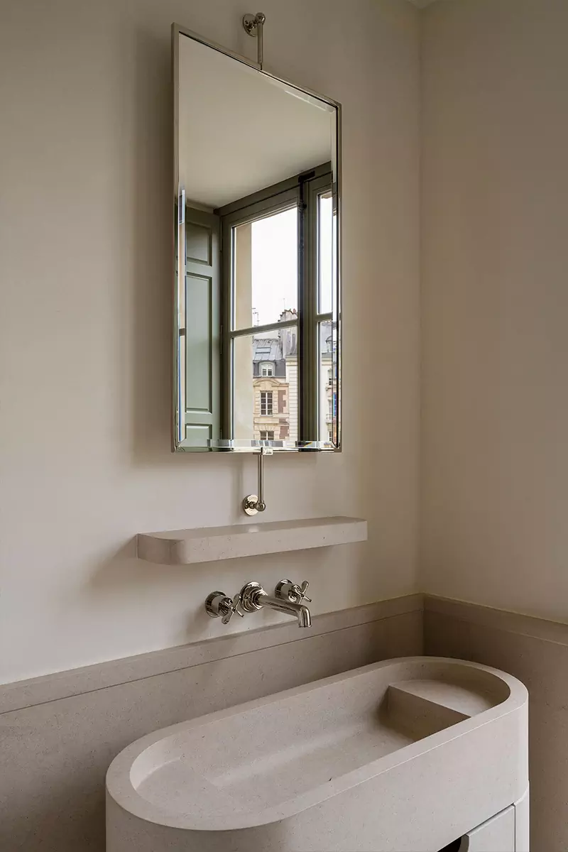 Чарующий микс природных оттенков в интерьере парижской квартиры – проект студии AFTER BACH