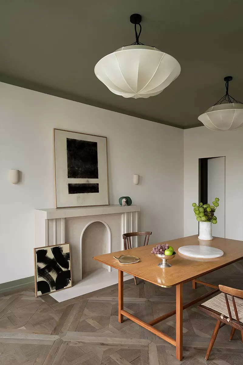 Чарующий микс природных оттенков в интерьере парижской квартиры – проект студии AFTER BACH