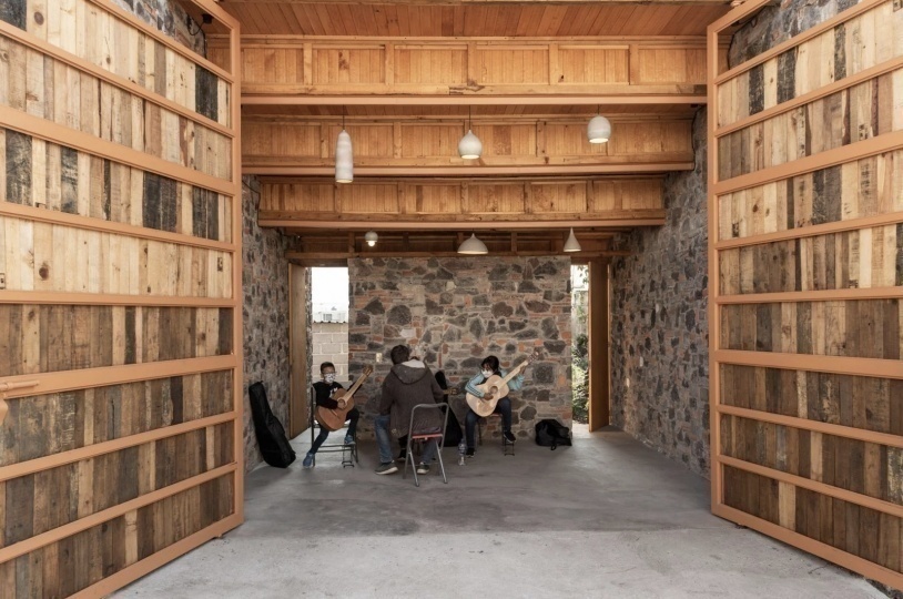 TO Arquitectura построила музыкальную школу вместе с локальным сообществом