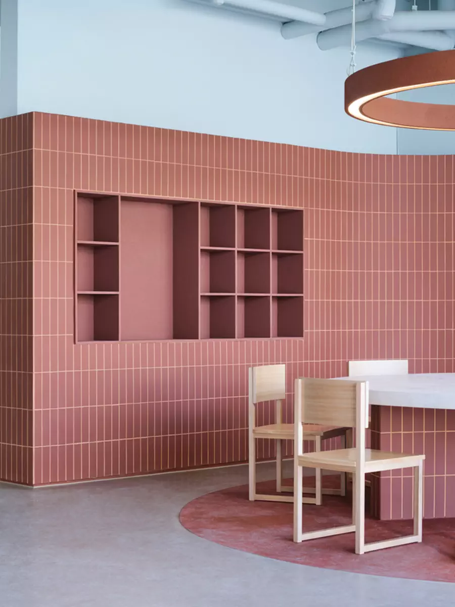 Выразительный интерьер кафе для бранчей в Южной Корее — проект студии design by 83