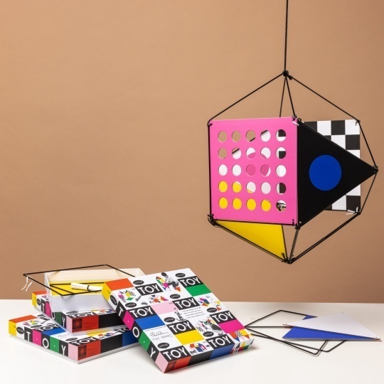 Eames Office переиздает игровой набор Eames Little Toy